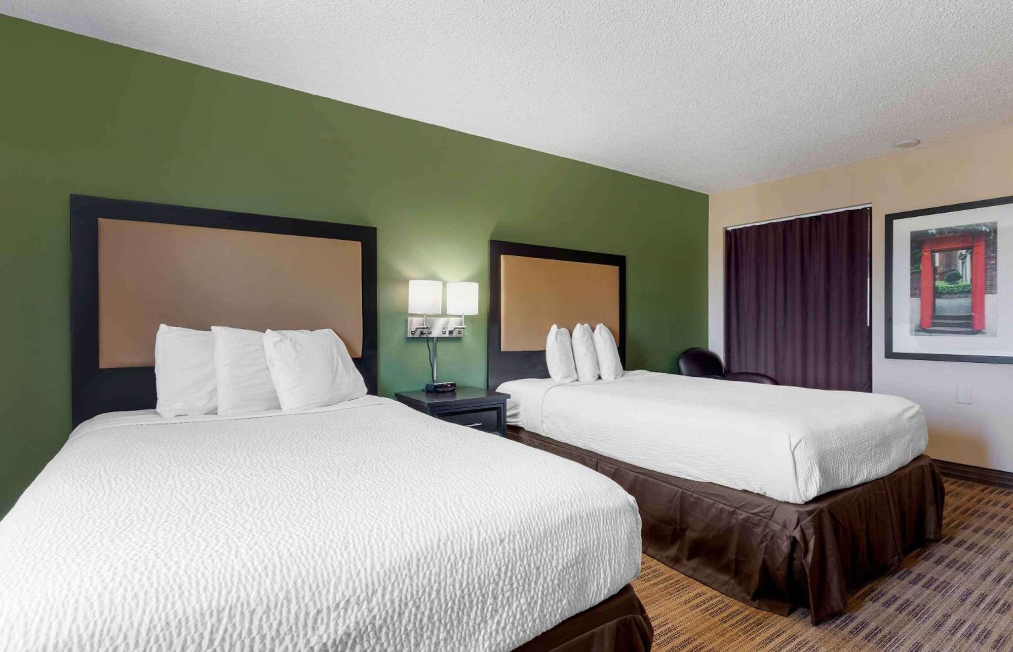 Extended America Select - Dallas - 2*